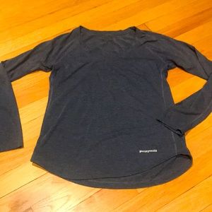 Patagonia long sleeve shirt, XS